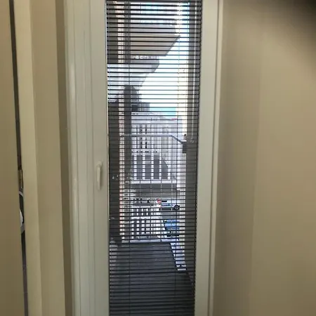 Livorno With Private Parking Appartement Nieuport