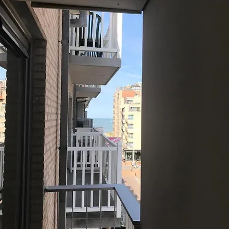 Livorno With Private Parking Appartement *