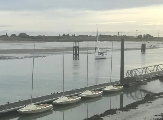 Livorno With Private Parking * Nieuwpoort